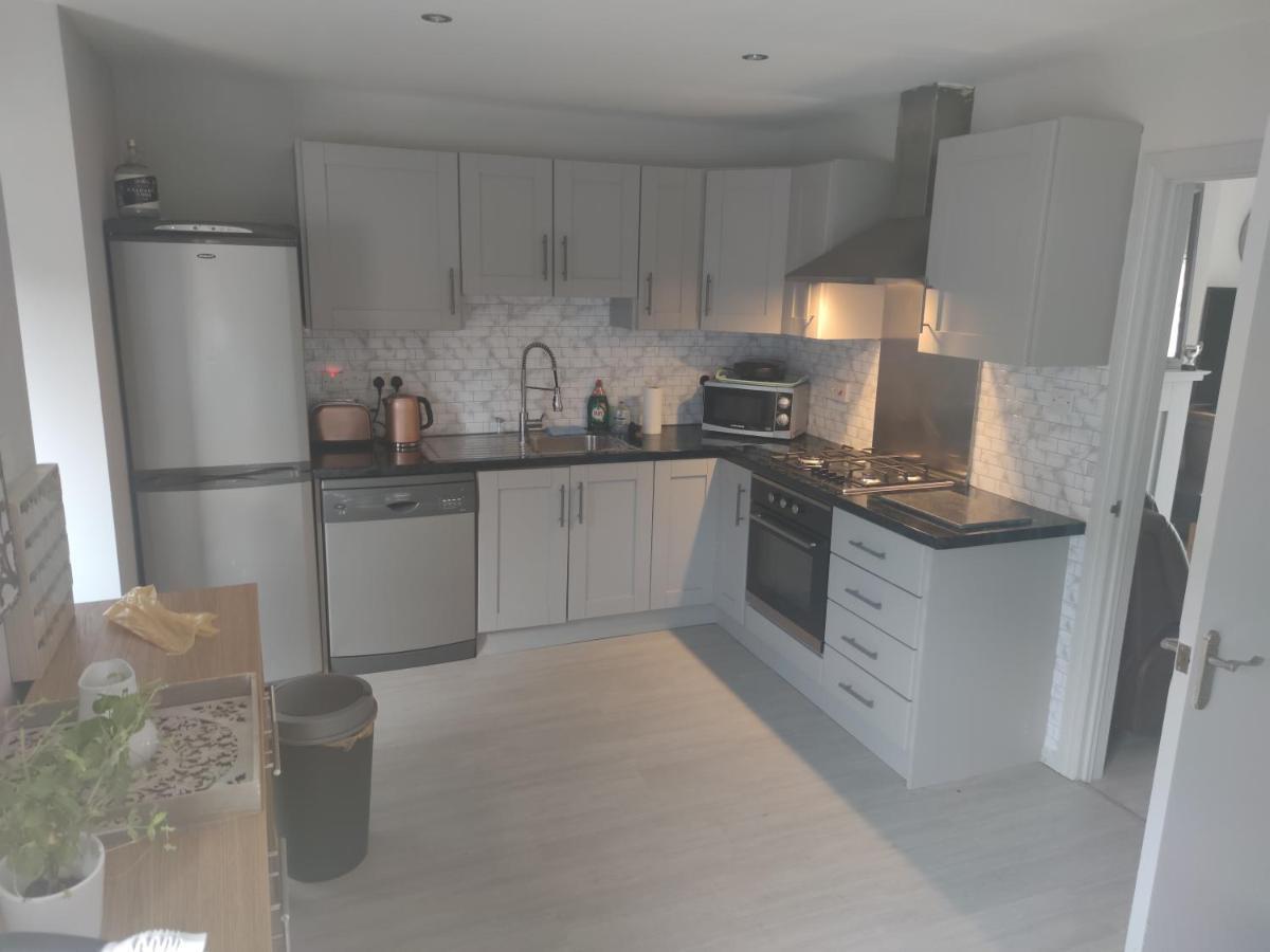 Appartamento Lewis Square Town House Belfast Esterno foto